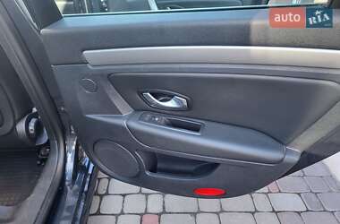 Универсал Renault Laguna 2011 в 