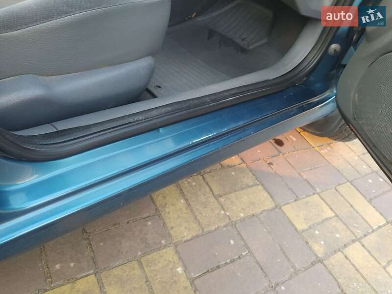 Лифтбек Renault Laguna 1994 в Самборе