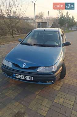 Лифтбек Renault Laguna 1994 в 