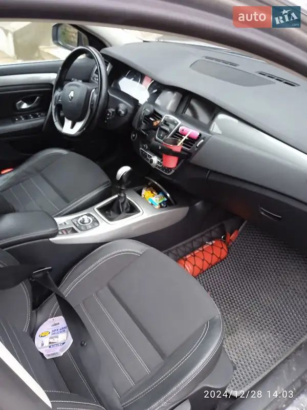 Универсал Renault Laguna 2012 в 