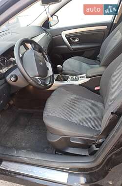 Универсал Renault Laguna 2011 в 