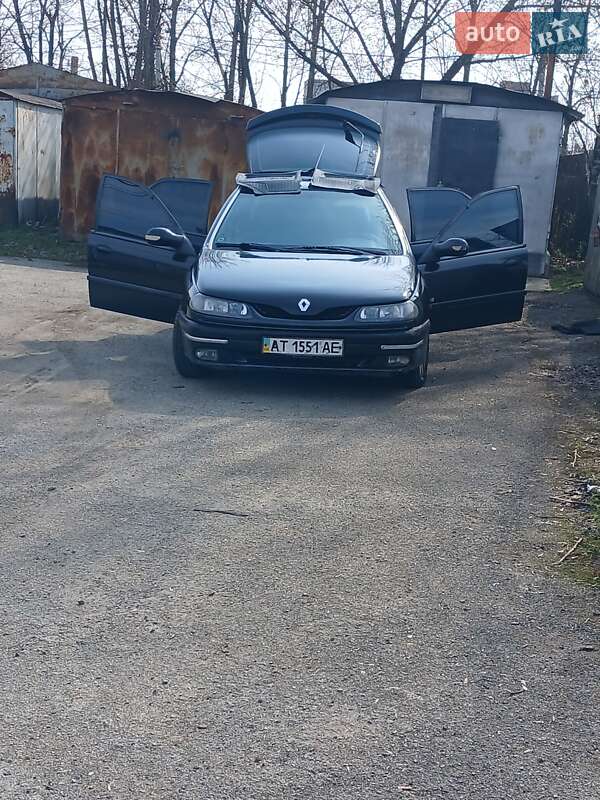 Ліфтбек Renault Laguna 1996 в Івано-Франківську