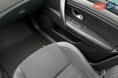 Универсал Renault Laguna 2011 в 