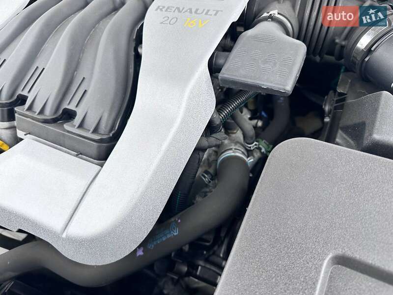 Лифтбек Renault Laguna 2007 в Кропивницком