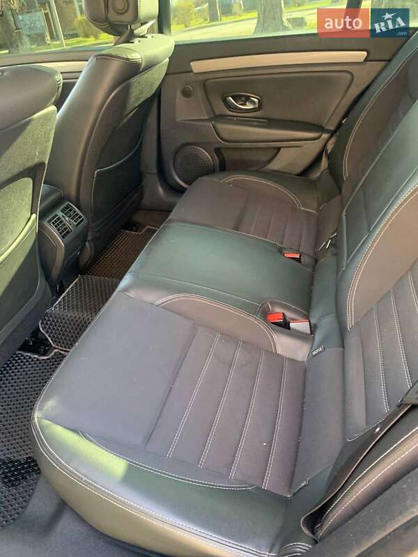 Лифтбек Renault Laguna 2012 в Киеве фото 12 Лифтбек Renault Laguna 2012 в Киеве