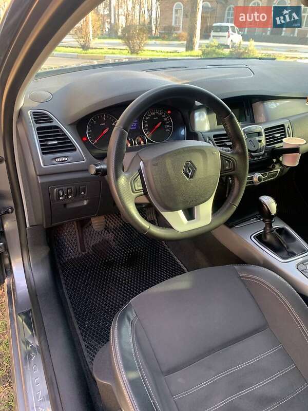 Лифтбек Renault Laguna 2012 в Киеве фото 16 Лифтбек Renault Laguna 2012 в Киеве