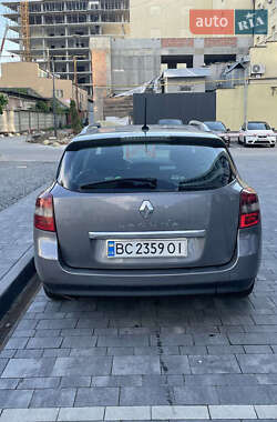 Универсал Renault Laguna 2012 в 