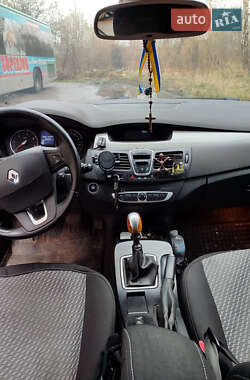Универсал Renault Laguna 2012 в 