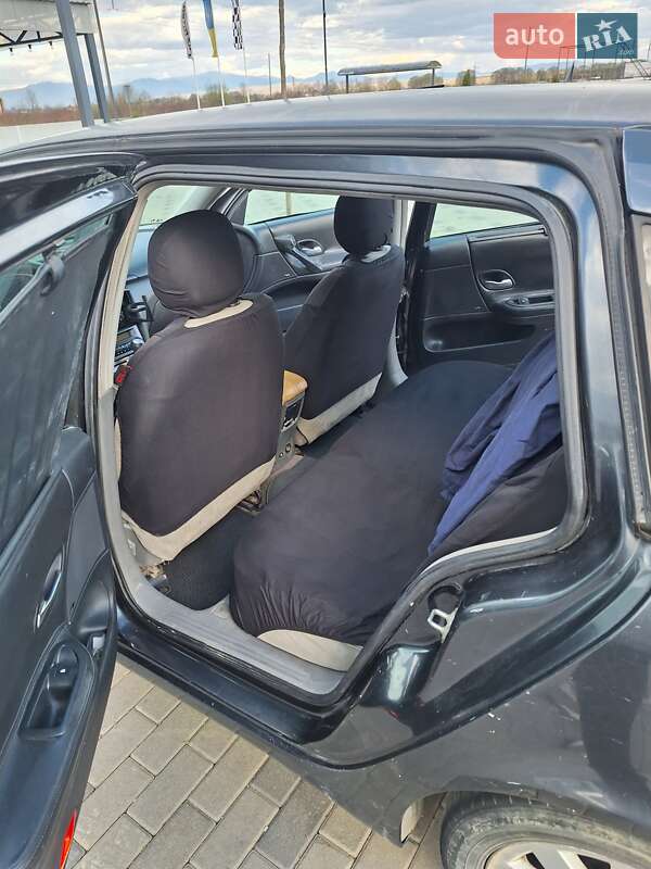 Универсал Renault Laguna 2001 в Ивано-Франковске