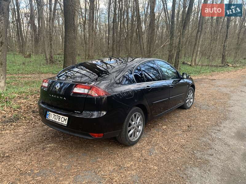 Ліфтбек Renault Laguna 2014 в Гадячі