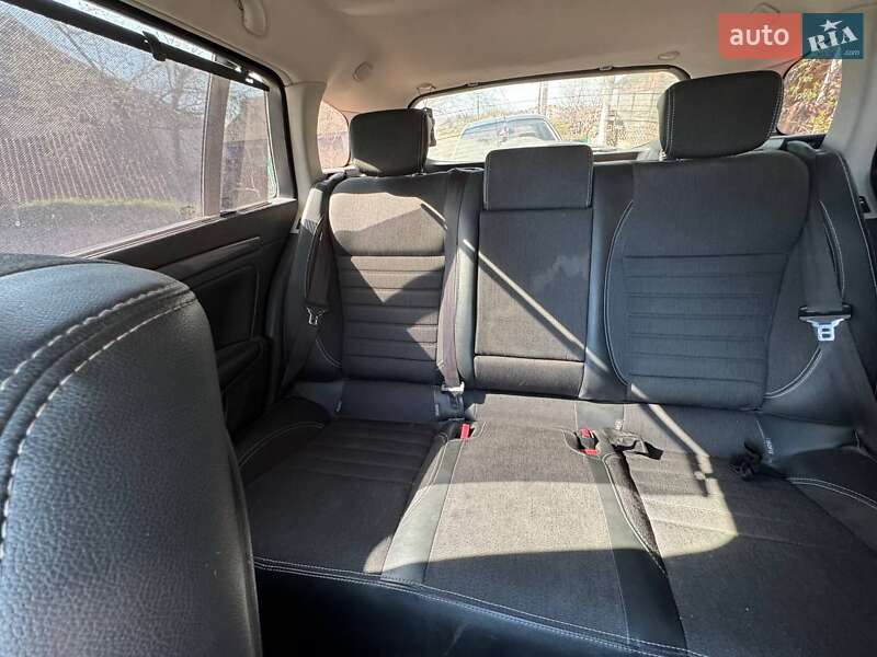 Универсал Renault Laguna 2010 в Песчанке