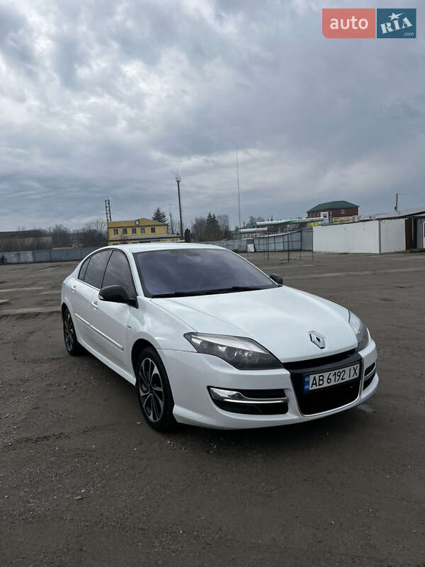 Ліфтбек Renault Laguna 2015 в 