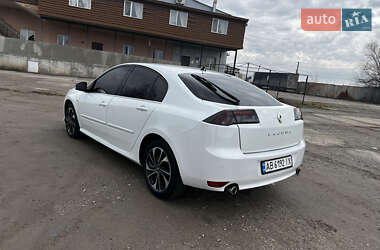 Ліфтбек Renault Laguna 2015 в 