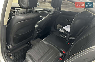 Ліфтбек Renault Laguna 2015 в 