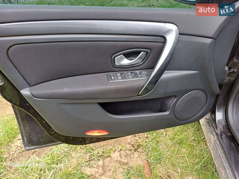 Универсал Renault Laguna 2010 в Ивано-Франковске фото 12 Универсал Renault Laguna 2010 в Ивано-Франковске