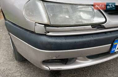 Лифтбек Renault Laguna 1995 в 