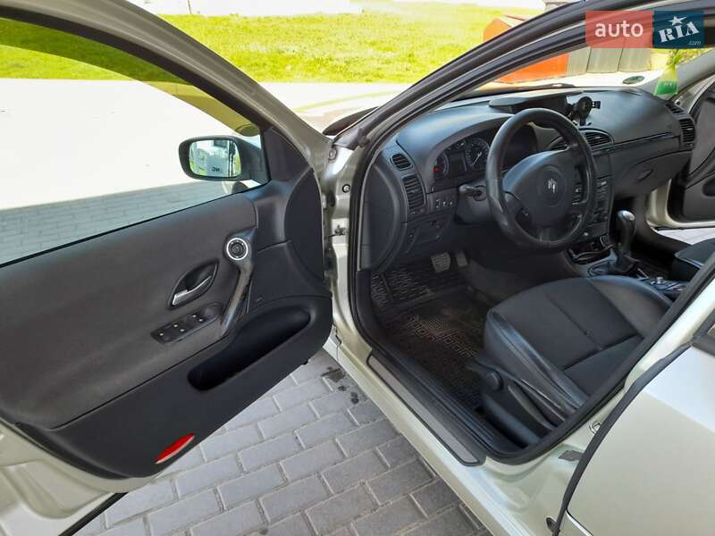 Лифтбек Renault Laguna 2006 в Тульчине