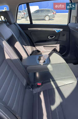 Универсал Renault Laguna 2011 в 