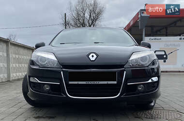 Лифтбек Renault Laguna 2011 в 