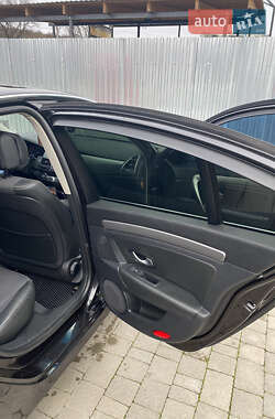 Лифтбек Renault Laguna 2011 в 