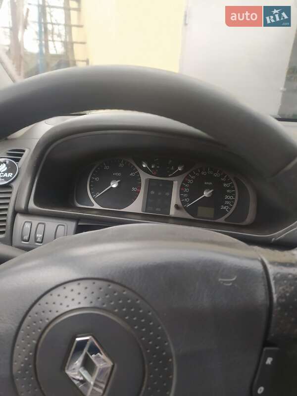 Универсал Renault Laguna 2001 в Пустомытах