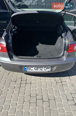 Лифтбек Renault Laguna 2006 в 