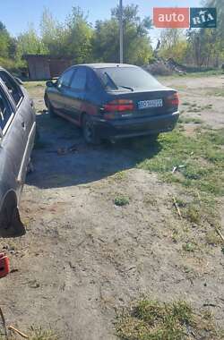 Лифтбек Renault Laguna 1995 в 