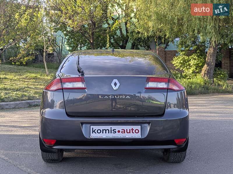 Ліфтбек Renault Laguna 2013 в Хмельницькому