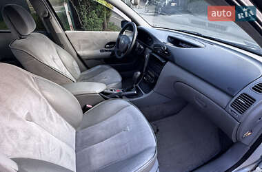 Лифтбек Renault Laguna 2003 в 
