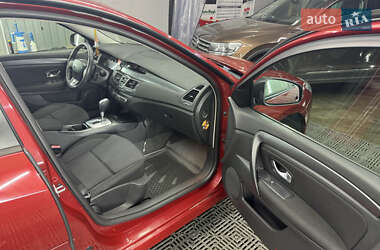 Ліфтбек Renault Laguna 2008 в 