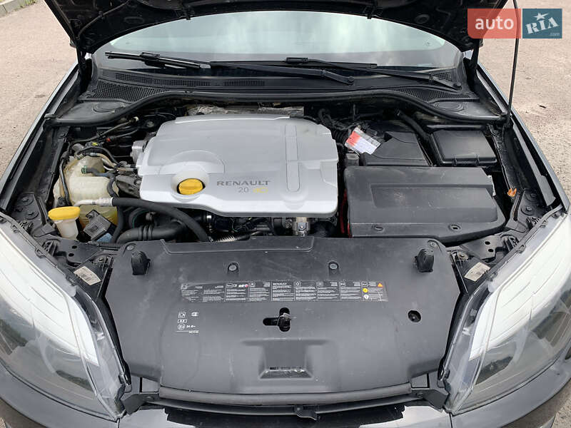 Универсал Renault Laguna 2013 в Ровно