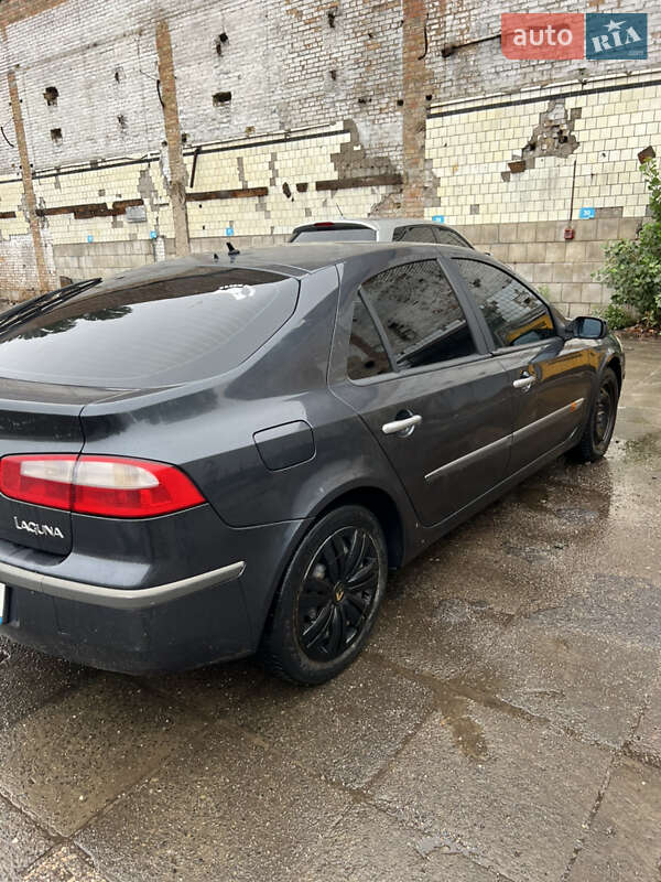 Ліфтбек Renault Laguna 2002 в Києві