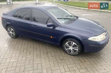 Лифтбек Renault Laguna 2003 в 