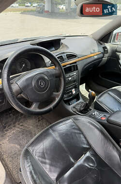 Ліфтбек Renault Laguna 2005 в 