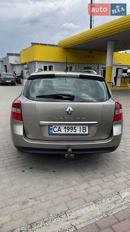 Универсал Renault Laguna 2009 в Смеле