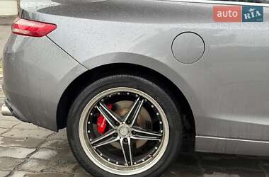 Купе Renault Laguna 2010 в 