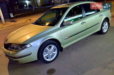 Ліфтбек Renault Laguna 2001 в Нововолинську