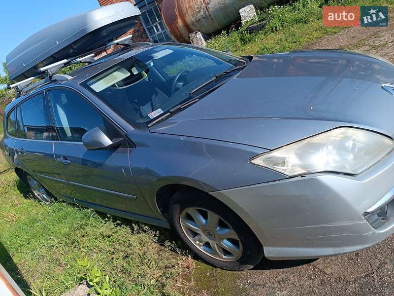 Універсал Renault Laguna 2010 в Ромнах фото 4 Універсал Renault Laguna 2010 в Ромнах