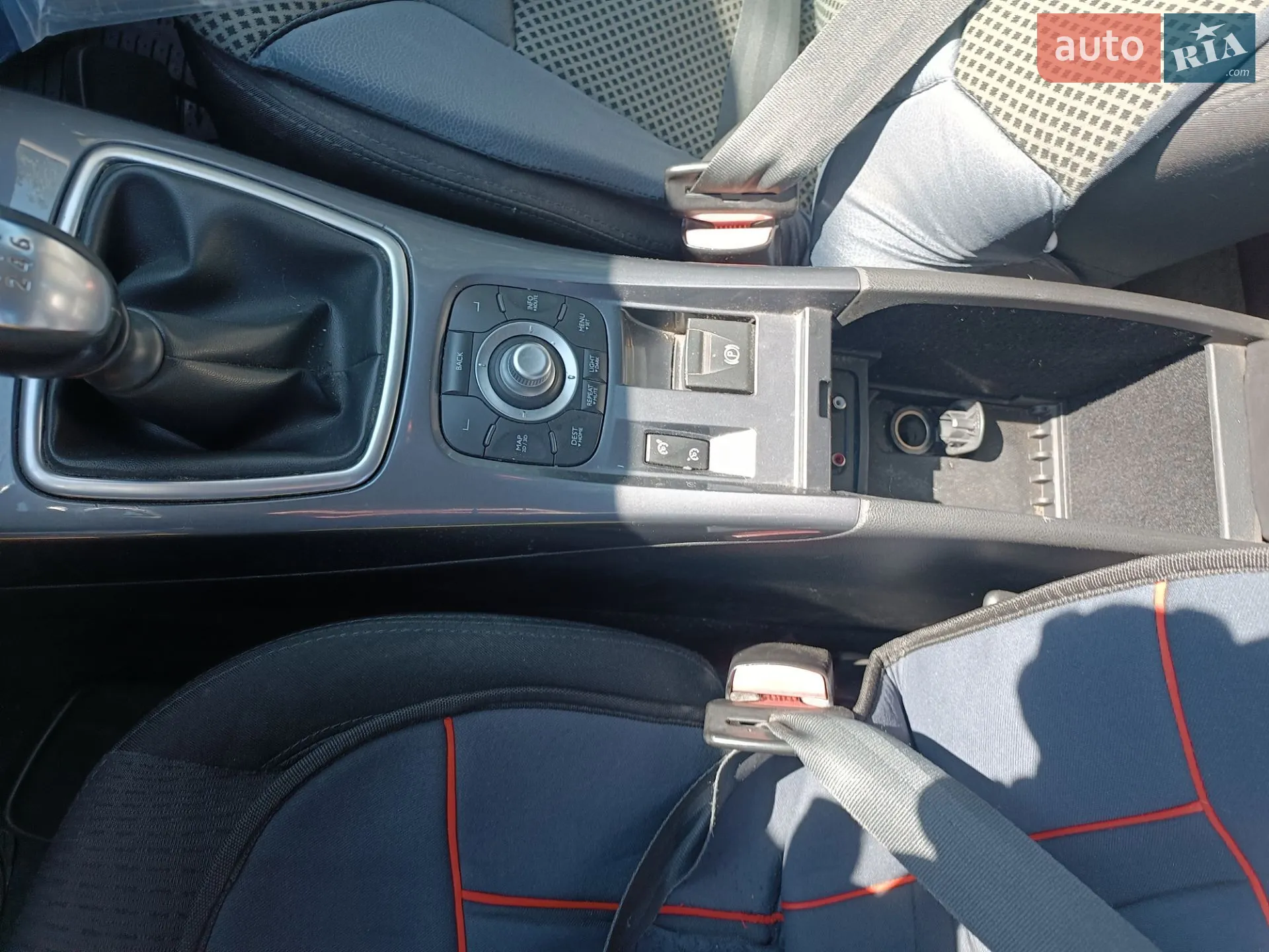 2010 Renault Laguna - мініатюра 8