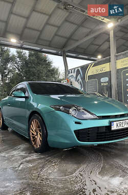 Купе Renault Laguna 2009 в 