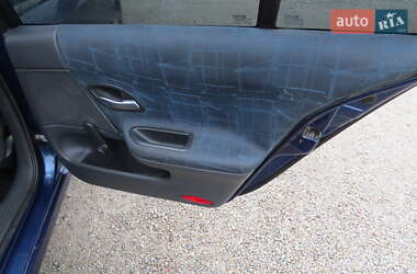 Лифтбек Renault Laguna 2002 в 