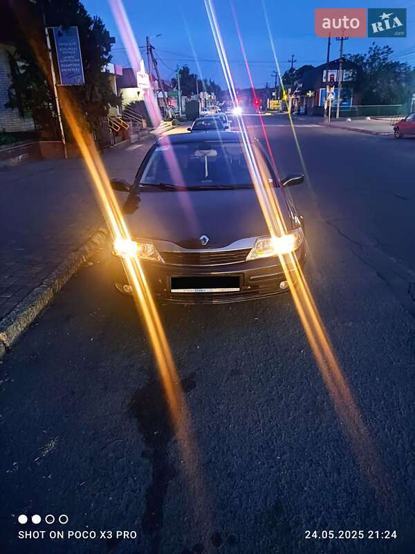 Лифтбек Renault Laguna 2003 в Гайвороне