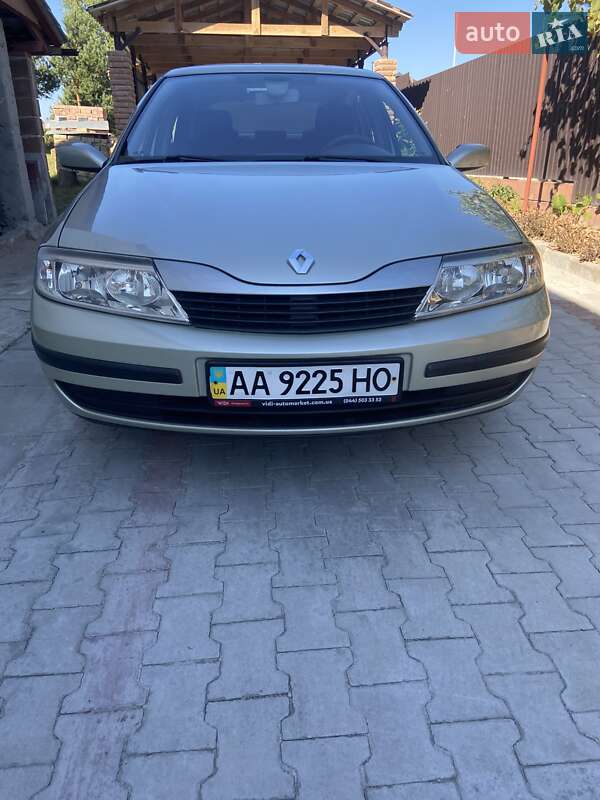 Ліфтбек Renault Laguna 2005 в 
