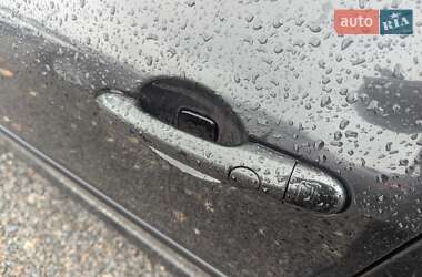 Лифтбек Renault Laguna 2010 в 