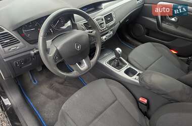 Лифтбек Renault Laguna 2010 в 