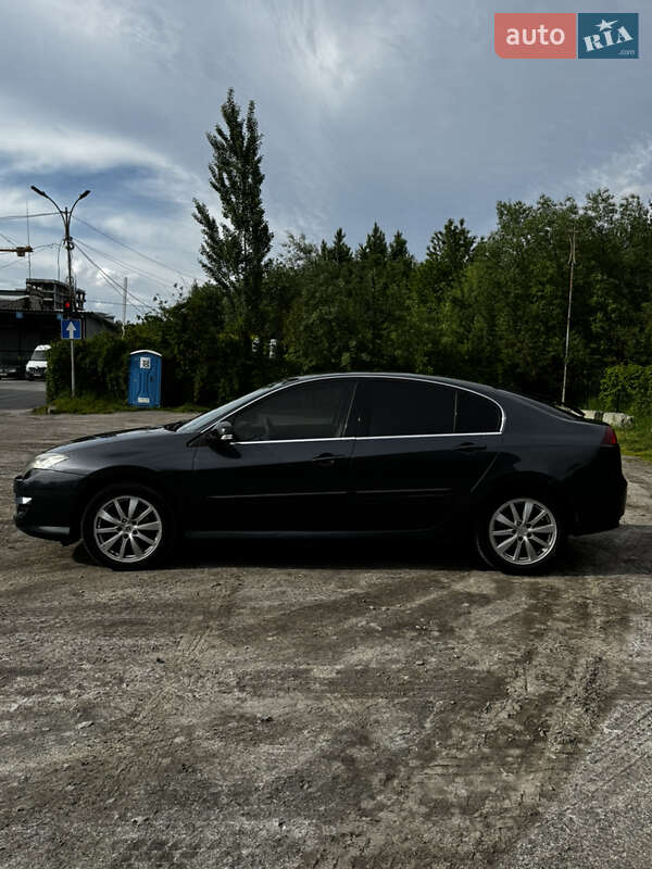 Renault Laguna 2011