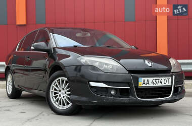 Ліфтбек Renault Laguna 2011 в 