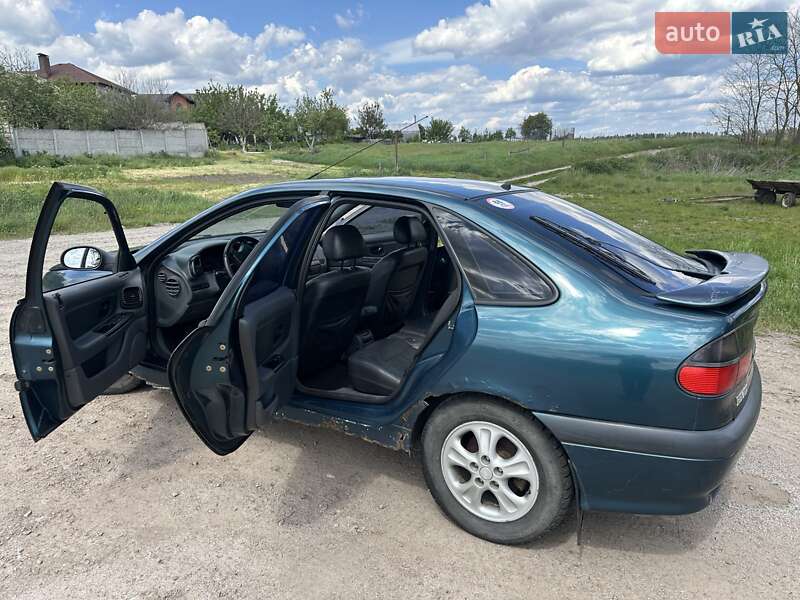 Лифтбек Renault Laguna 1996 в Боярке
