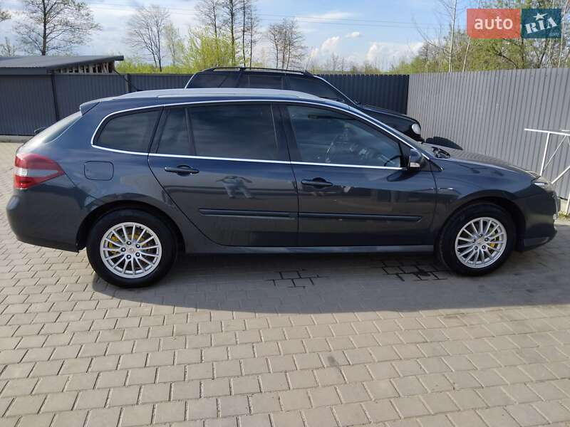 Универсал Renault Laguna 2012 в Ивано-Франковске