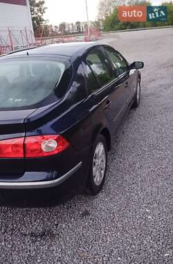 Ліфтбек Renault Laguna 2006 в 